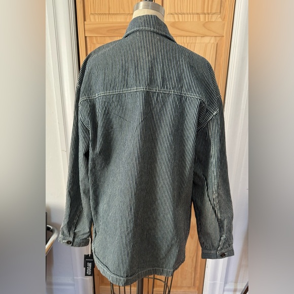Elwood Railroad Stripe Denim Chore Jacket in Men’s Small NWT - Picture 7 of 7